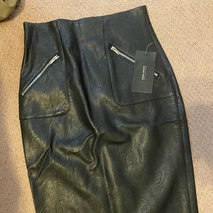 Zara Faux Leather Pencil Skirt - Black- XS
